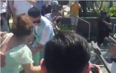 伴娘不雅在线视频