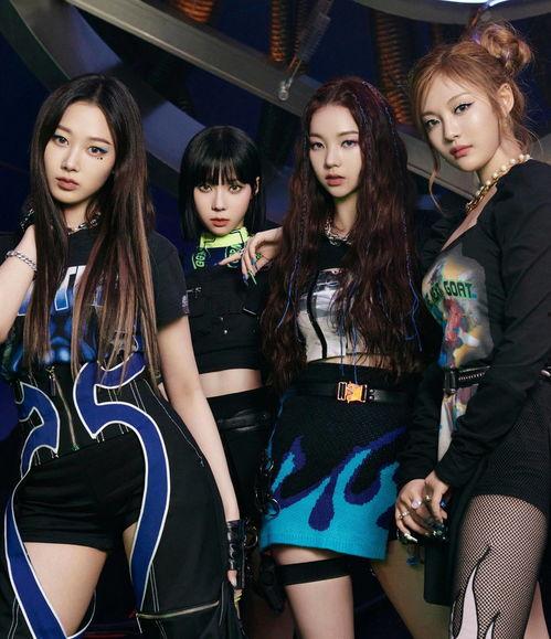 韩国时尚女记者在线视频,在线视频中的时尚灵感